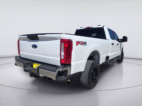 Used 2023 Ford F250 XL w/ FX4 Off-Road Package AWD/4WD image 5
