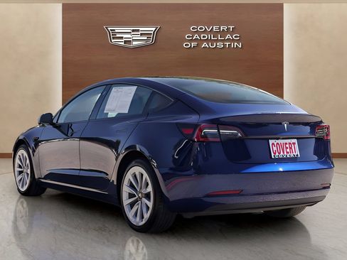 Used 2023 Tesla Model 3 Standard Range RWD image 3