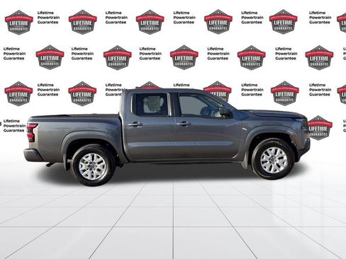 Certified 2022 Nissan Frontier SV image 7