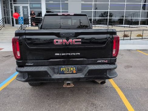 Used 2022 GMC Sierra 2500 AT4 w/ AT4 Premium Plus Package AWD/4WD image 5