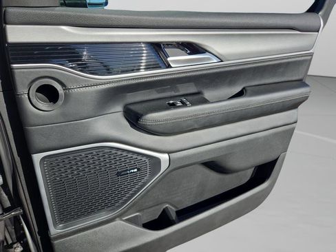 New 2026 Jeep Grand Wagoneer w/ Premium Group I image 31