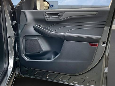 New 2026 Ford Escape Active w/ Cold Weather Package image 31