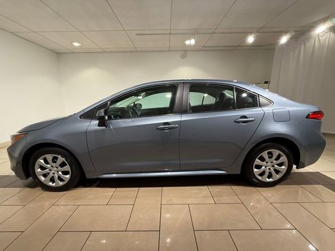 Certified 2024 Toyota Corolla LE image 2