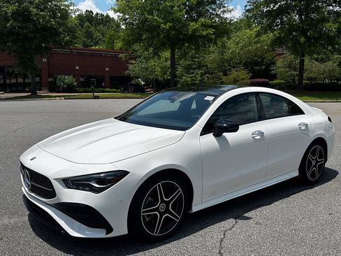 Certified 2025 Mercedes-Benz CLA 250 4MATIC image 4