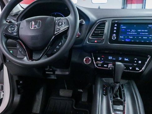 Used 2022 Honda HR-V EX image 26