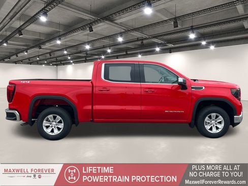 Used 2024 GMC Sierra 1500 SLE image 17