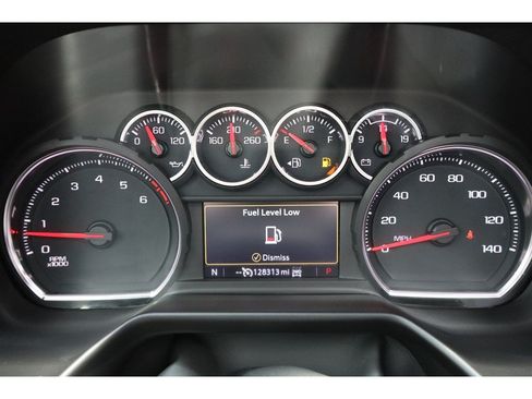 Used 2021 Chevrolet Tahoe RST w/ Luxury Package AWD/4WD image 34