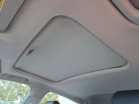 Used 2024 Honda Civic EX-L image 17