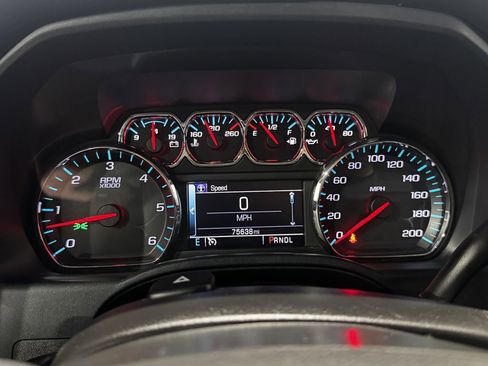 Used 2018 Chevrolet Silverado 1500 LT w/ True North Edition AWD/4WD image 7