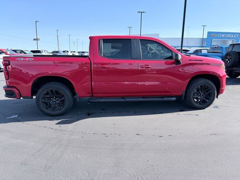 Used 2022 Chevrolet Silverado 1500 RST w/ Rally Edition AWD/4WD image 2