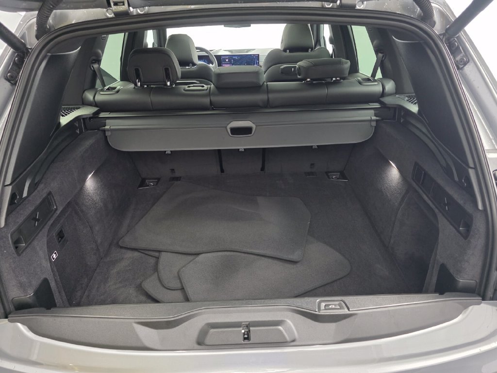 Certified 2024 BMW X5 sDrive40i w/ Premium Package RWD image 16