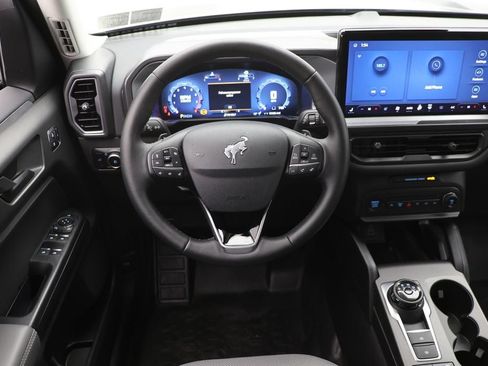 Used 2025 Ford Bronco Sport Badlands AWD/4WD image 13