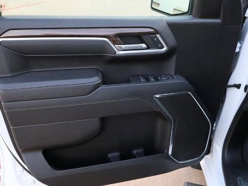 Used 2022 Chevrolet Silverado 1500 LT image 17