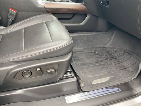 Used 2022 GMC Sierra 1500 SLT w/ SLT Premium Plus Package image 23