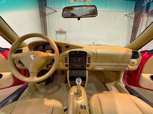 Used 2003 Porsche 911 Targa RWD image 15