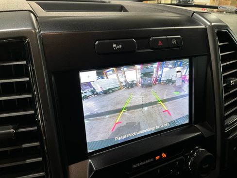 Used 2020 Ford F150 XLT w/ Equipment Group 302A Luxury AWD/4WD image 25