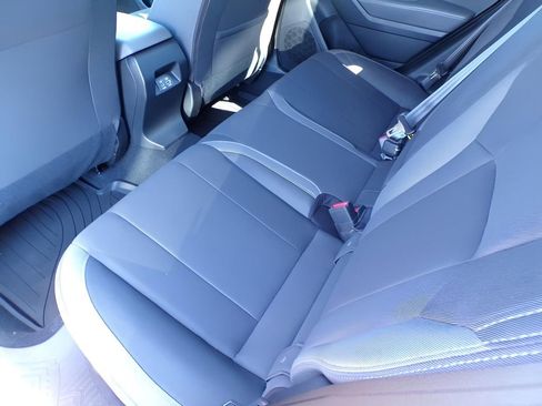 Certified 2025 Subaru Crosstrek 2.0i Premium image 15