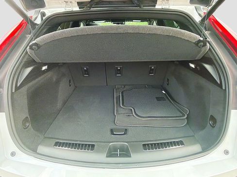 Certified 2022 Cadillac XT4 Premium Luxury w/ Technology Package image 26