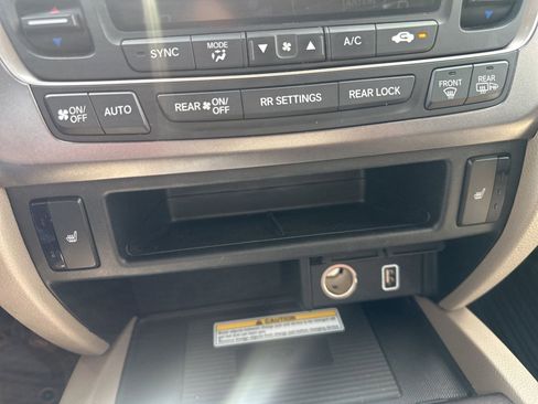 Certified 2022 Honda Pilot Special Edition image 17