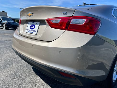 Used 2023 Chevrolet Malibu LT w/ Driver Confidence Package FWD image 11