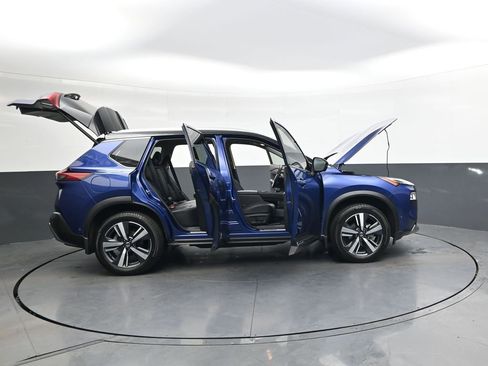 Used 2021 Nissan Rogue Platinum image 46