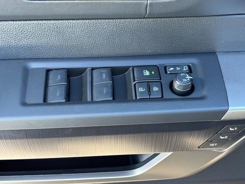 New 2026 Toyota Tundra Platinum AWD/4WD image 11