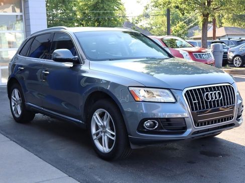 Used 2017 Audi Q5 2.0T Premium Plus w/ Technology Package image 6