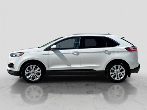 Used 2020 Ford Edge Titanium AWD/4WD image 3