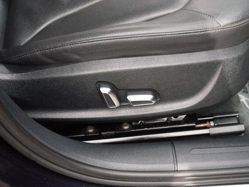 Used 2013 Audi A4 Premium Plus AWD/4WD image 27