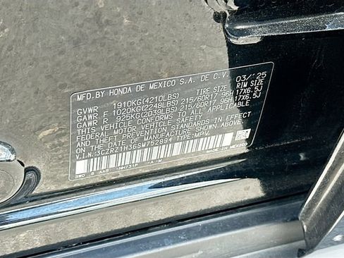 Used 2025 Honda HR-V LX image 29