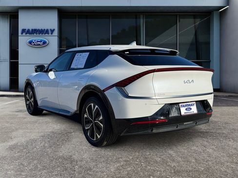 Used 2022 Kia EV6 Wind w/ Wind Technology Package image 4