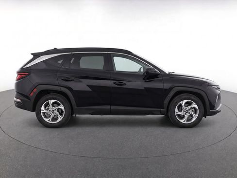 Used 2024 Hyundai Tucson SEL FWD image 9