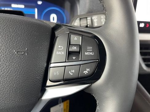 New 2026 Ford Explorer Platinum w/ LUX Leather Package AWD/4WD image 16