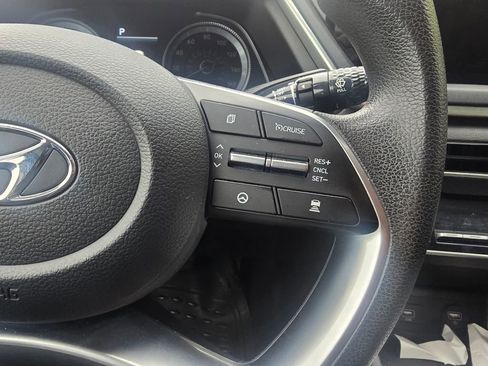 Used 2023 Hyundai Sonata SEL w/ Preferred Accessory Package FWD image 15