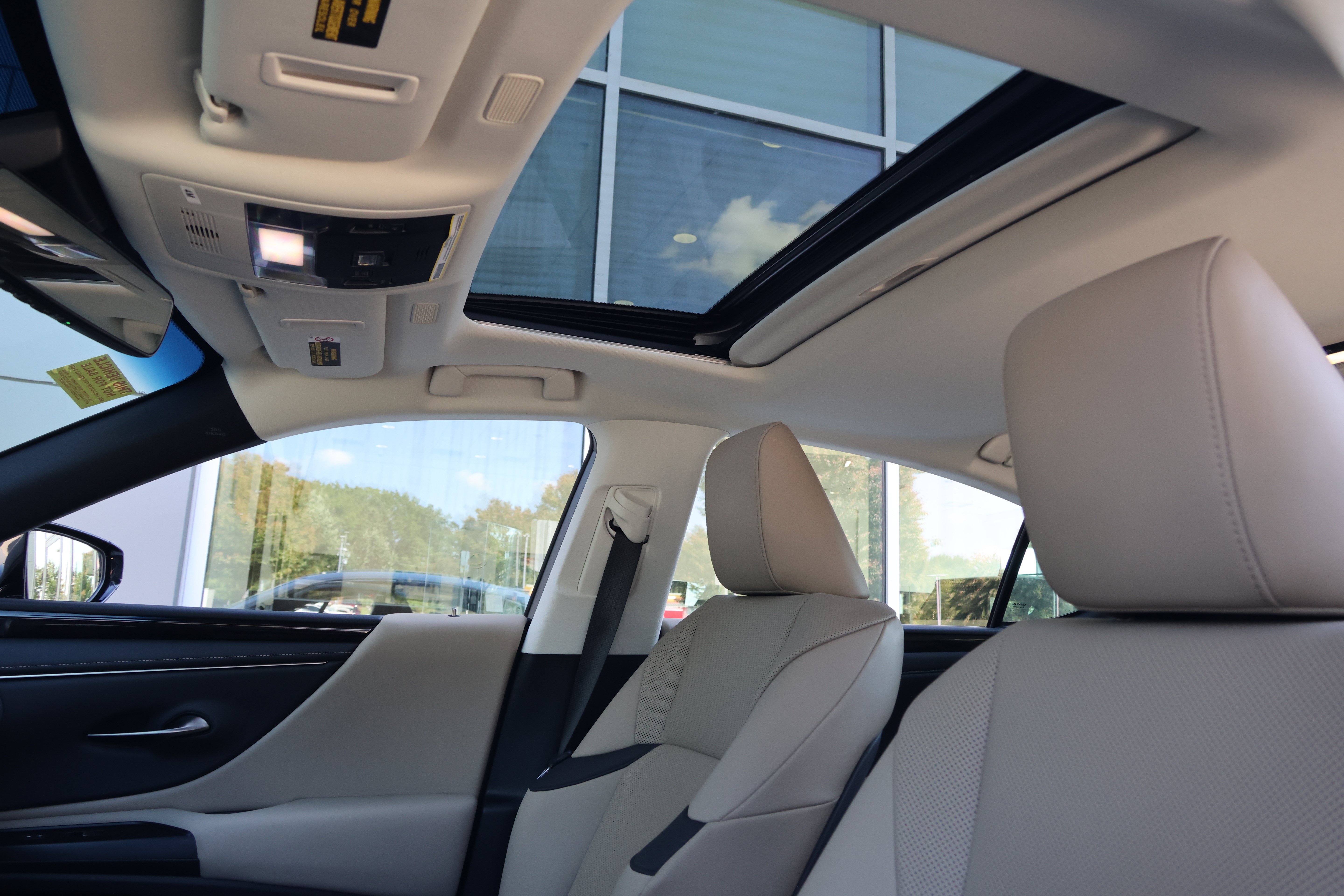 Used 2021 Lexus ES 350 w/ Premium Package FWD image 30