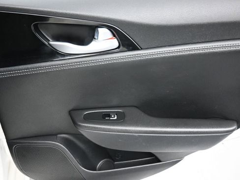 Used 2021 Kia Stinger GT-Line image 35