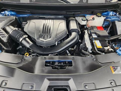 Used 2024 Chevrolet Traverse LT w/ LPO, Floor Liner Package FWD image 32