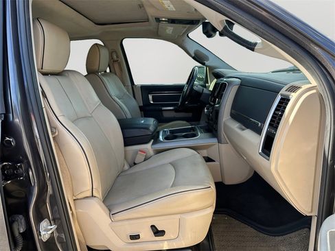 Used 2018 RAM 1500 Limited image 12