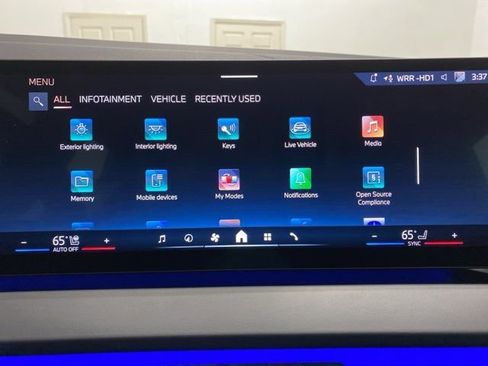 Used 2025 BMW X3 xDrive30i AWD/4WD image 48