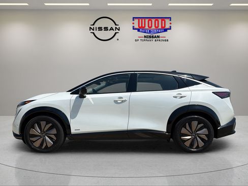 Certified 2023 Nissan Ariya FWD image 5