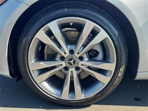 Used 2018 Mercedes-Benz C 300 Sedan image 24