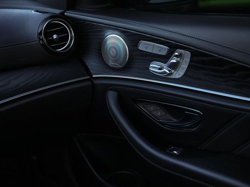 Used 2021 Mercedes-Benz E 63 AMG S image 32