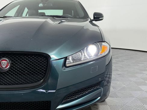 Used 2015 Jaguar XF Supercharged image 11