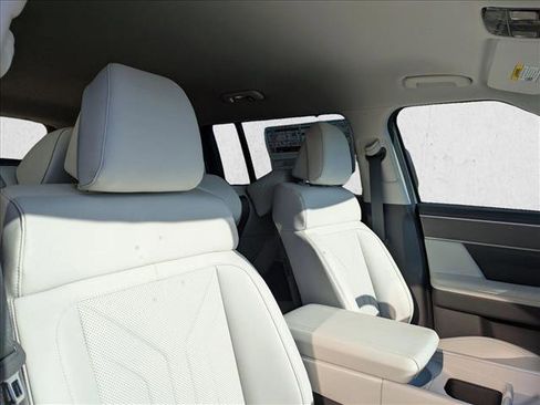 New 2026 Hyundai Santa Fe SEL image 18