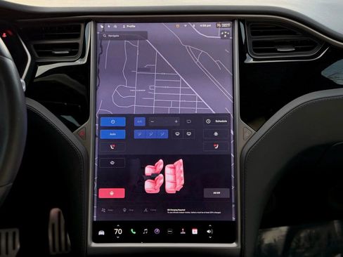 Used 2020 Tesla Model S Long Range Plus image 14