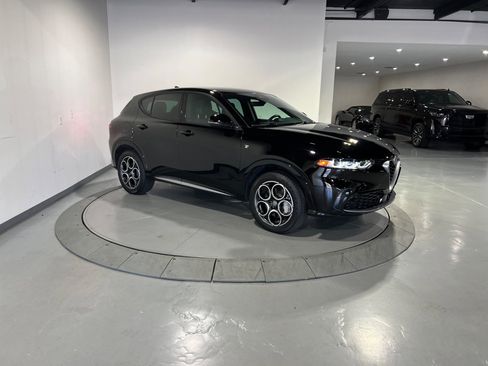 Used 2024 Alfa Romeo Tonale Ti image 9