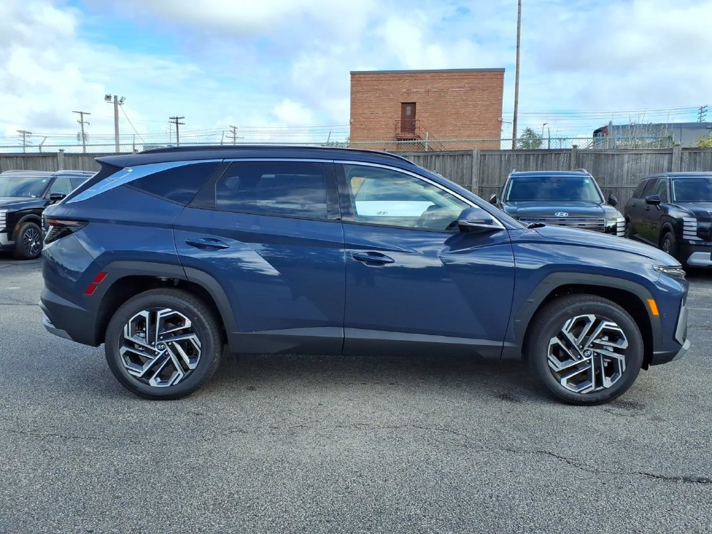 New 2026 Hyundai Tucson Limited AWD/4WD image 2