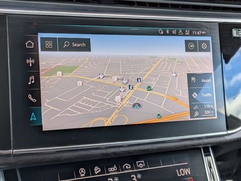 Used 2019 Audi Q8 Premium Plus w/ Premium Plus AWD/4WD image 14