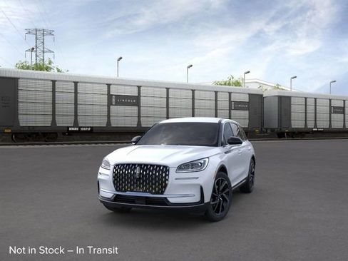 New 2025 Lincoln Corsair Reserve image 2