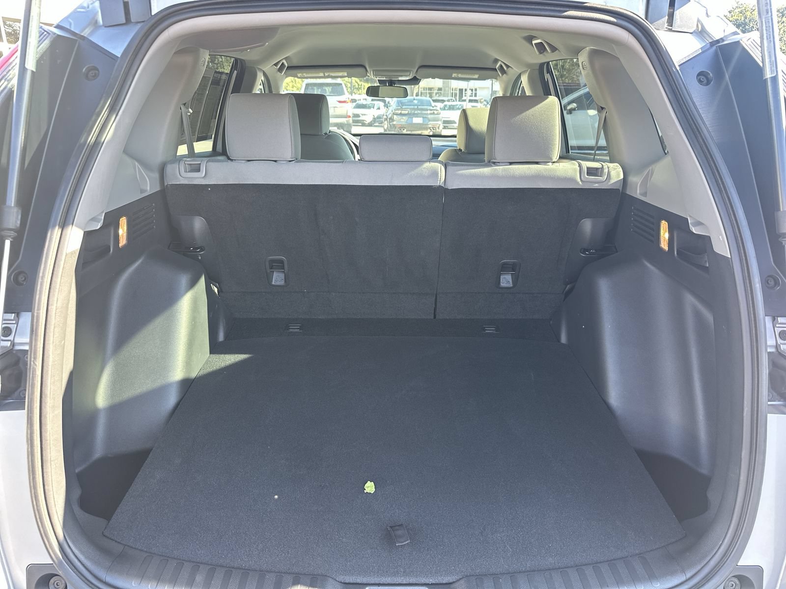 Used 2020 Honda CR-V LX image 32